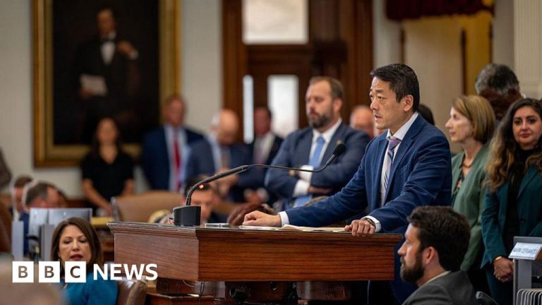 Texas House röster för att godkänna republikansk omzoneringskarta