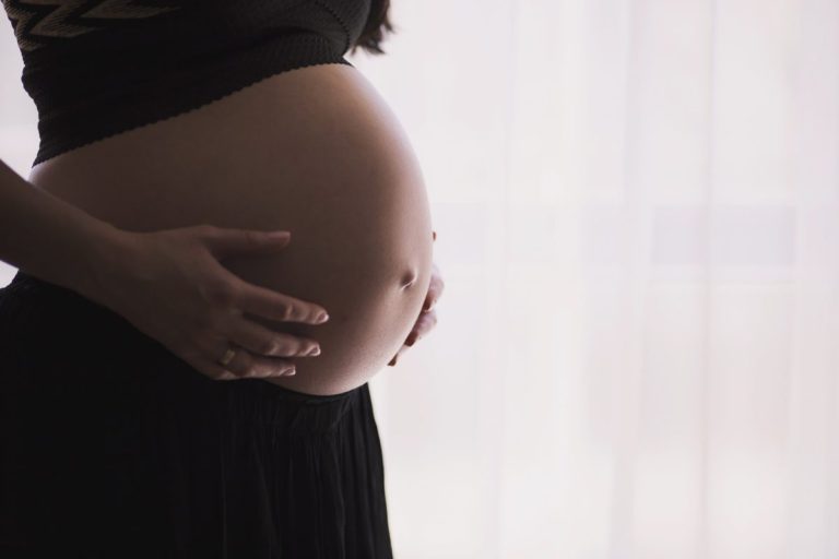 Föräldraledighet beviljade de oförutsedda kvinnorna den andra hyresrätten