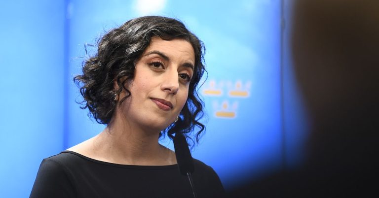 SVT lär sig: offentlighetsprincipen införs inom friskolorna.