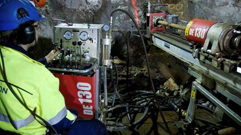 Drillcons intäkter minskar