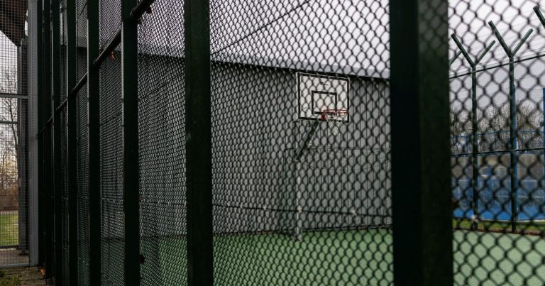 Insändare. Verkligheten bakom den nationella barnindustrins falska självbild