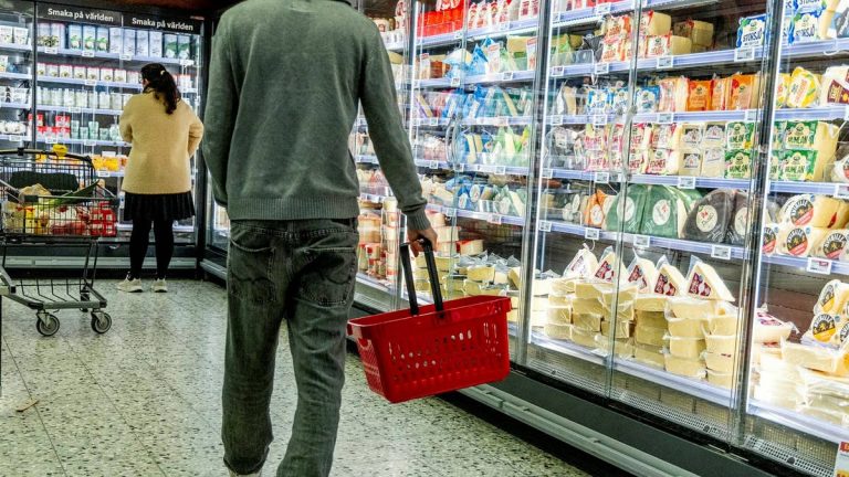 Frivilliga initiativ effektivare än förbud och konsumtionsskatter