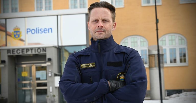 Polisen varnar för falsk 500-kronorssedel – nu vet du att det är på riktigt