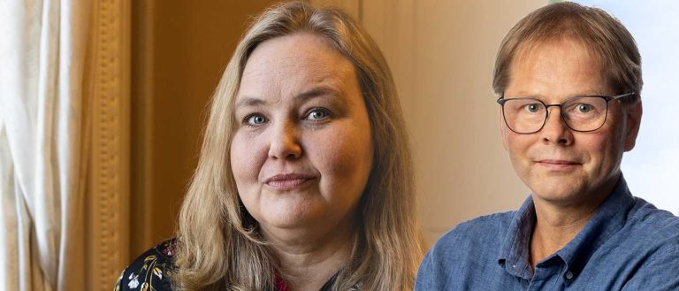 Vi ”sura brudar” tycker att V ska vinna valet först