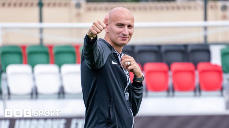 Jonjo Shelvey slutar spela för att hantera UAE-minnows