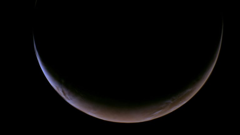 NASA:s rymdfarkost Psyche ger tillbaka okända vyer av en bekant värld