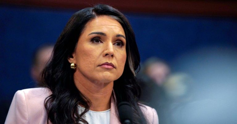 Tulsi Gabbard avgår som USA:s underrättelsechef