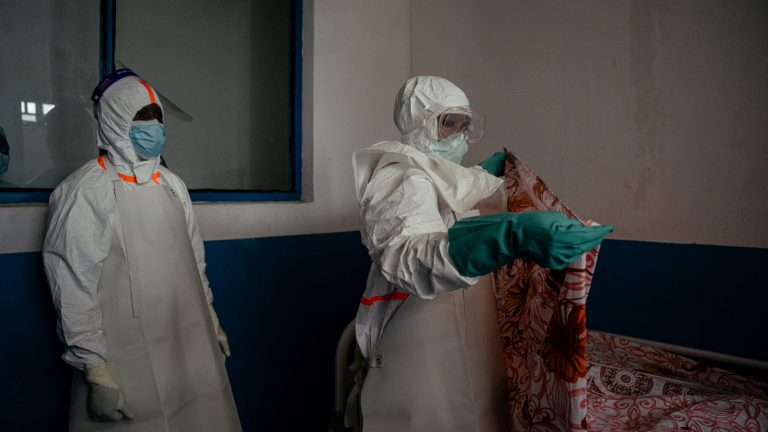 Ebolautbrottet är det tredje största någonsin och ”sprider sig snabbt”