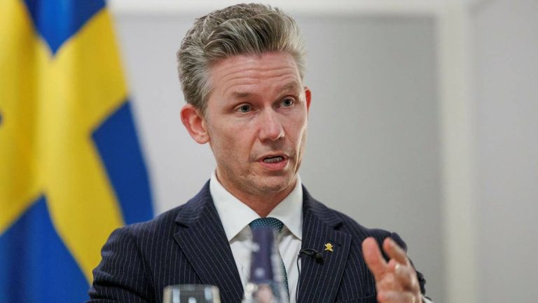 Sverige driver på för att Ukraina ska gå med i Nato