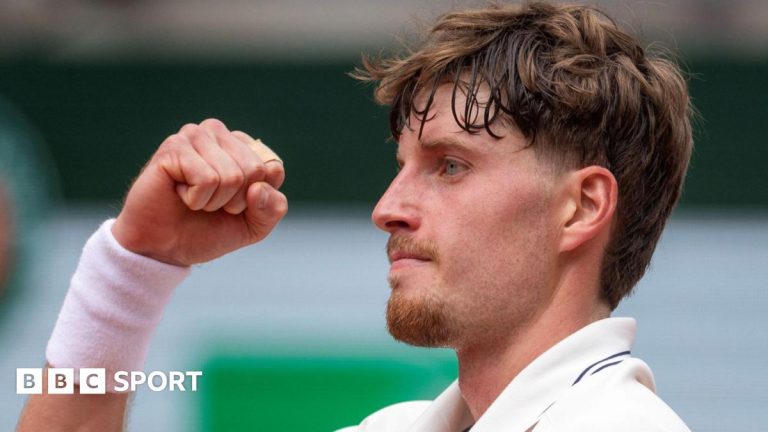 2026 French Open-kval: Toby Samuel säkrar första Grand Slam-huvuddragningsplatsen